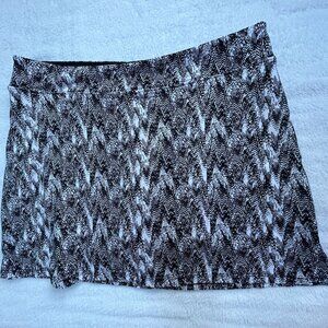 Tranquility By Colorado Clothing Womens Chevron Pattern Skort L
